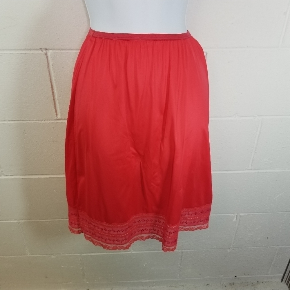 Vtg 60s Penney's nylon lace half slip skirt - Picture 4 of 9